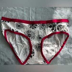 New OS Aeropostale Briefs Pink/Black/White